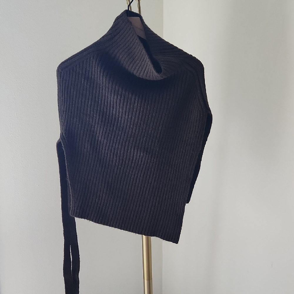 Mijeong Park Neck Warmer